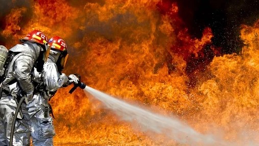 Počinje izmeštanje svih srpskih turista sa Evije na bezbedne lokacije